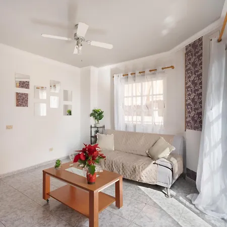 Casa Carmenza * لوس كريستيانوس